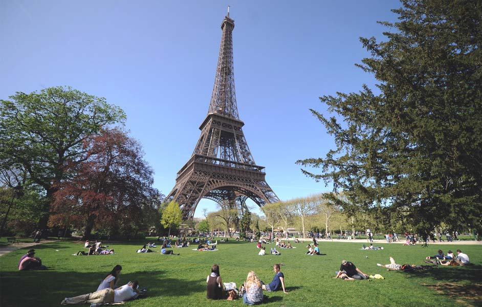 things to do in paris in august - Paris summer