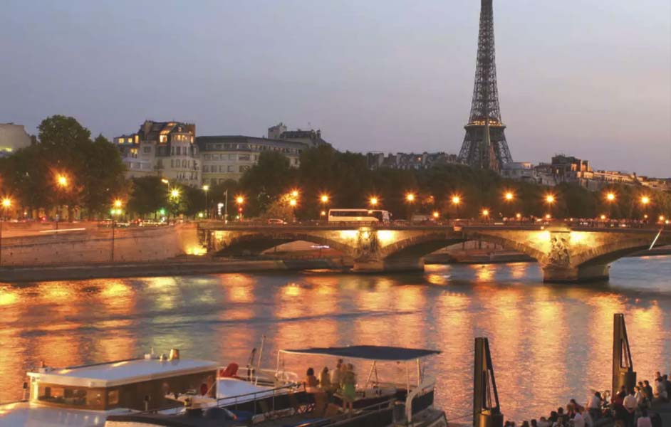 things to do in paris in august - Seine River