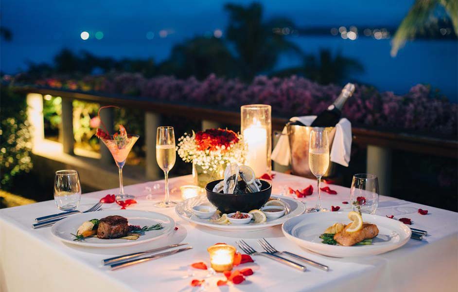 Romantic candlelit dinner for two at a Parisian bistro